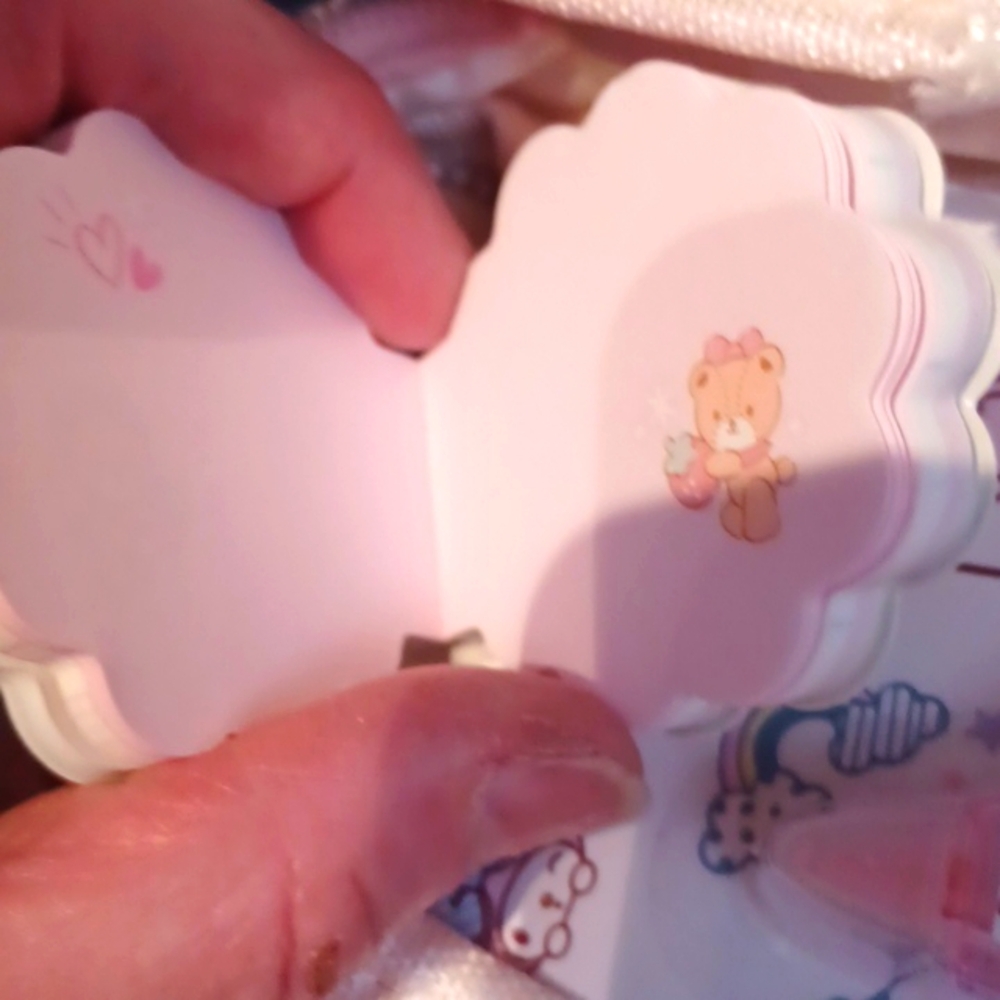 Hello Kitty's Delightful Cache - Picture 6 of 16